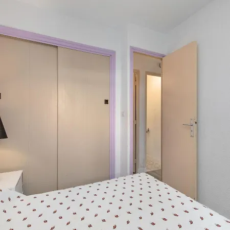 1 Bedroom And Alcove Apartment For 6 Апартаменти *